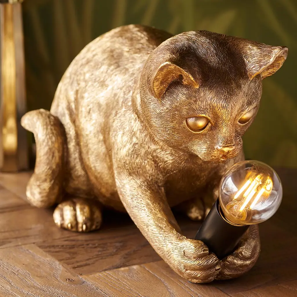 Kitten Table Lamp in Vintage Gold Finish