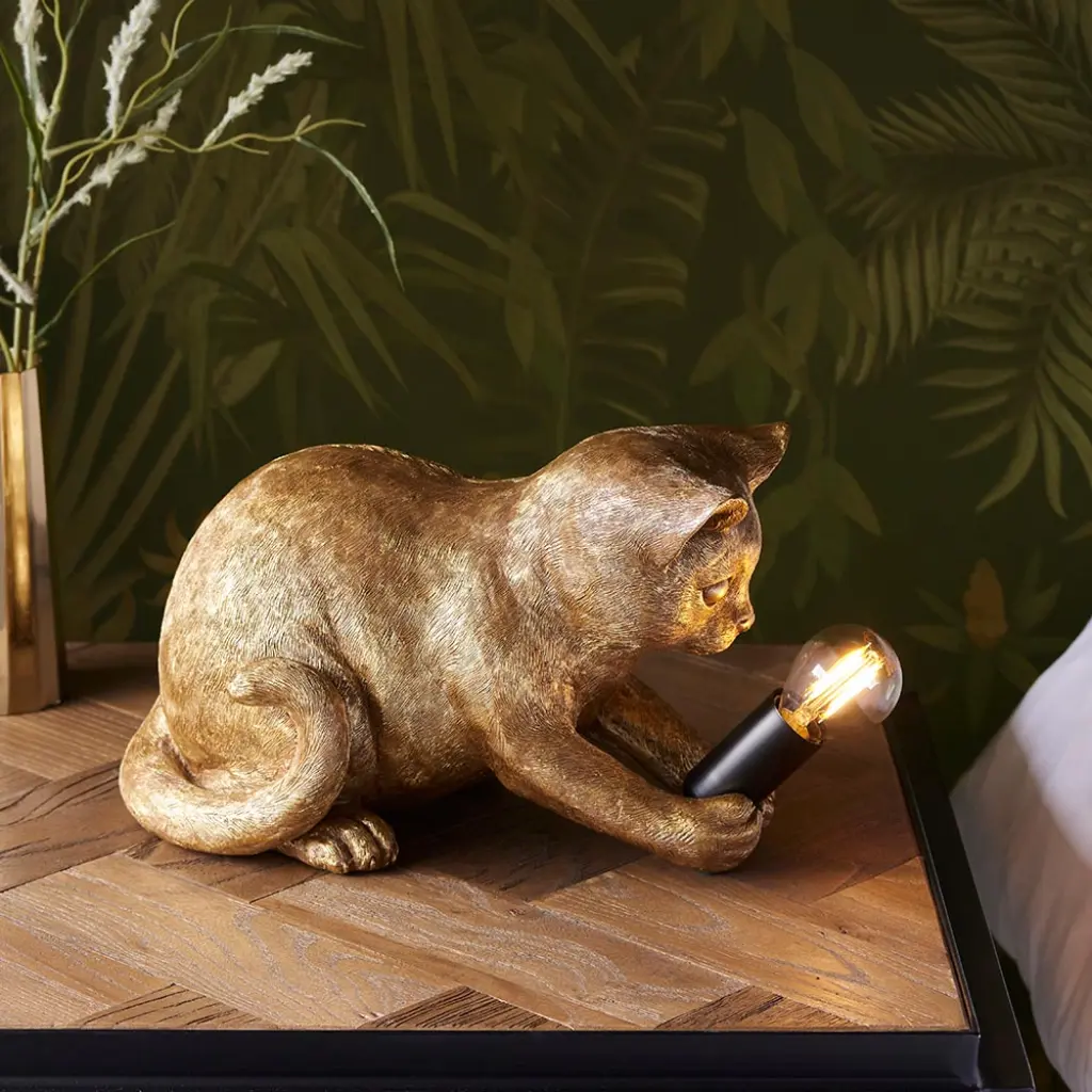 Kitten Table Lamp in Vintage Gold Finish