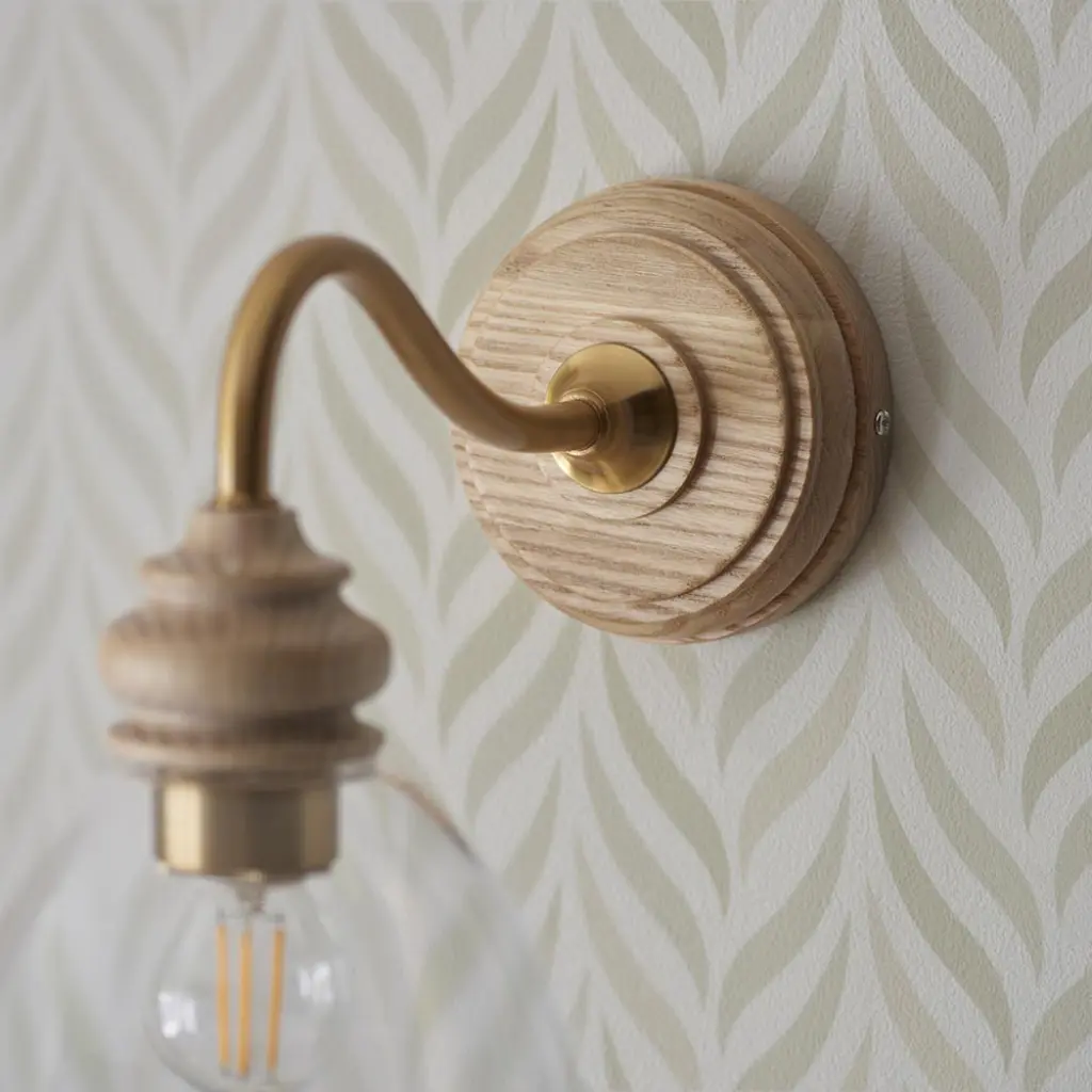 Cotswold Wood Detailed Wall Light