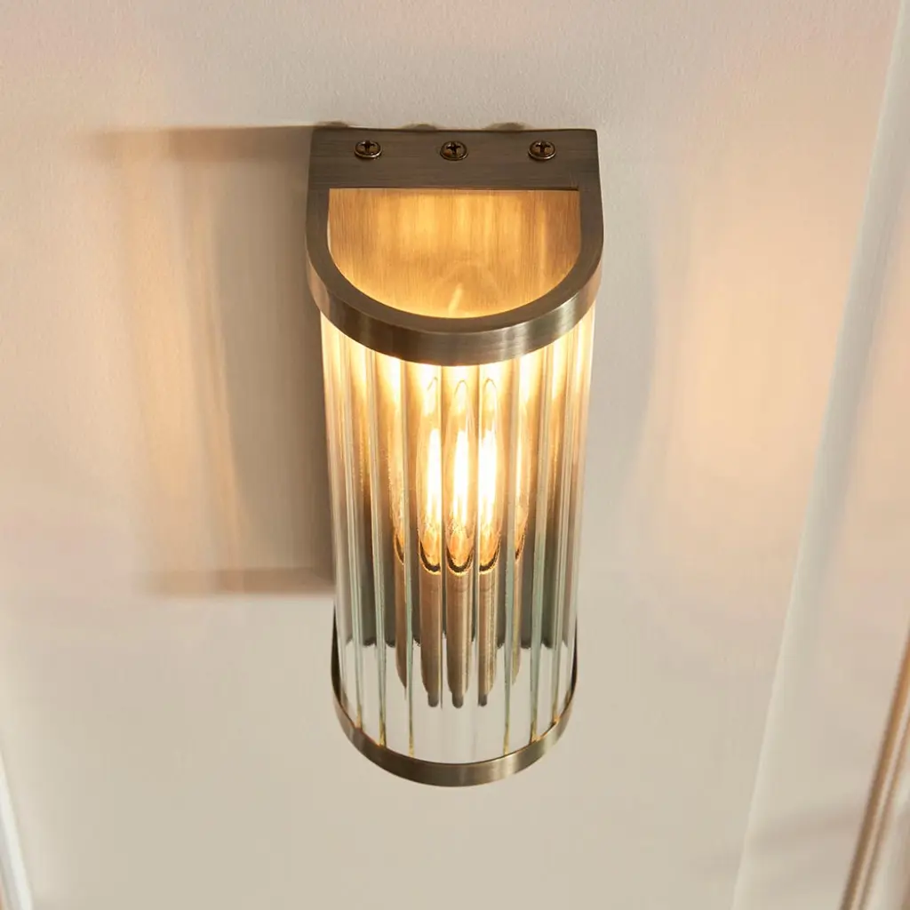 Ridgeton Single Antique Brass Wall Light