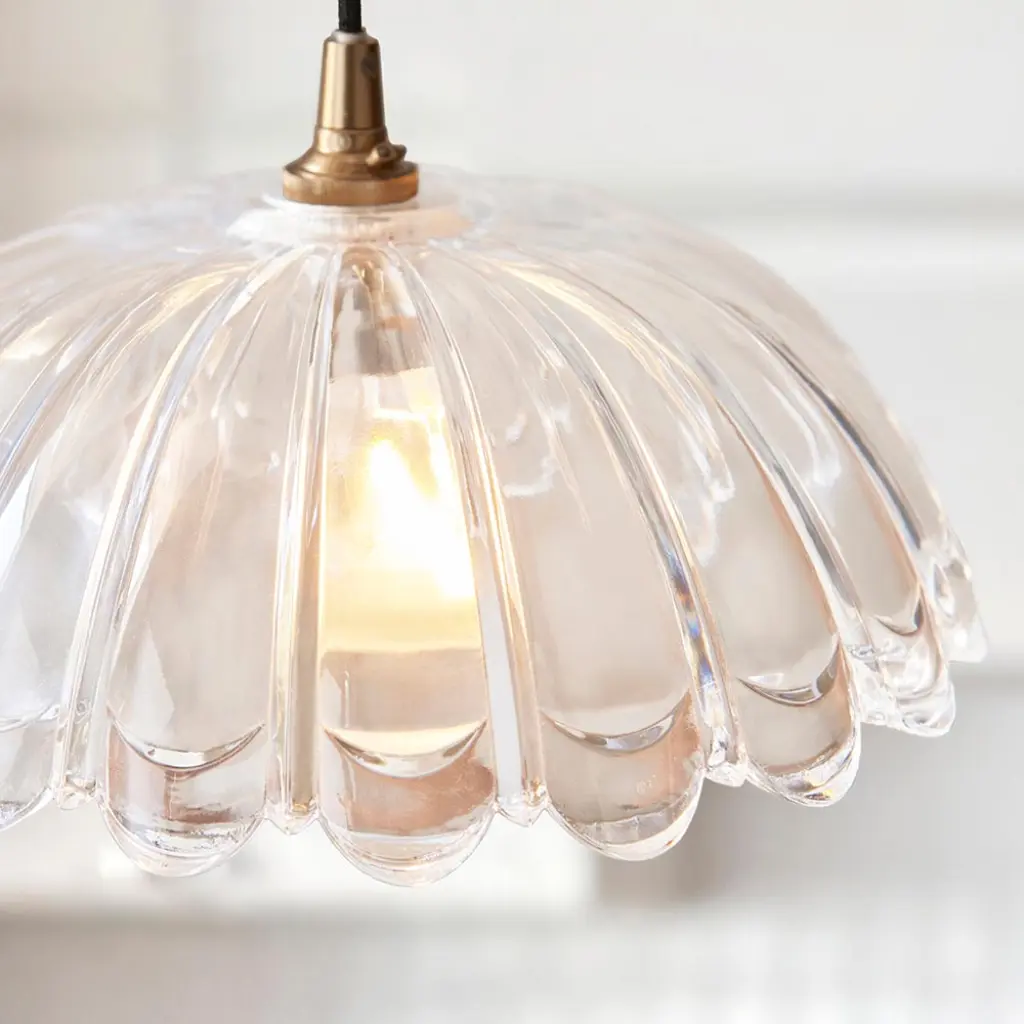 Camellia Easyfit Scalloped Glass Shade at 297mm