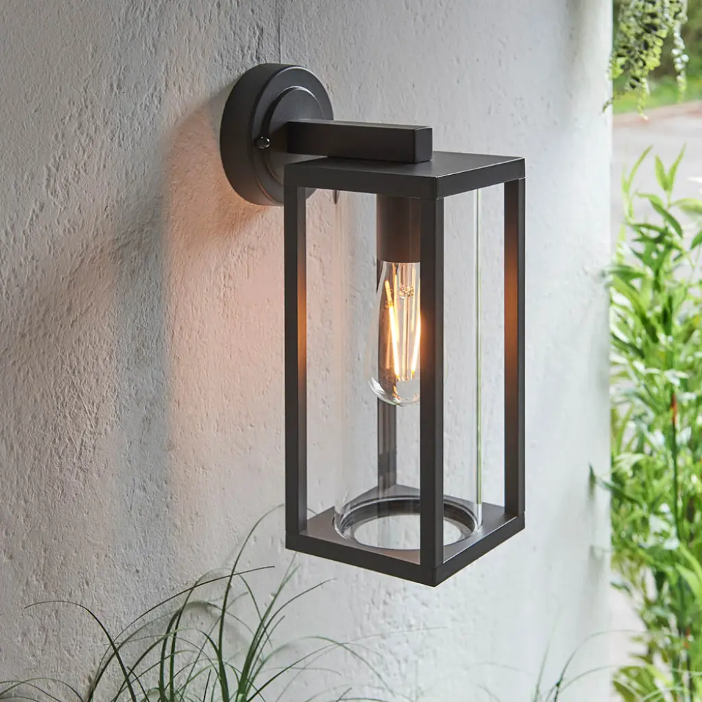 Hamden Outdoor Wall Lantern IP44