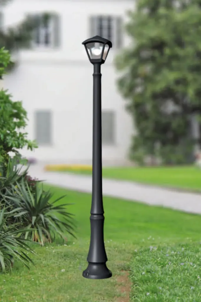 Dino Dario 8.5W Post Light in Black
