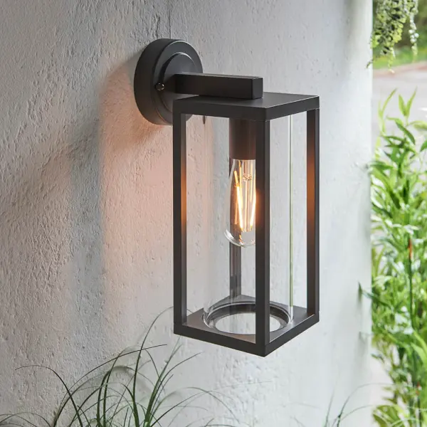 Hamden Outdoor Wall Lantern IP44