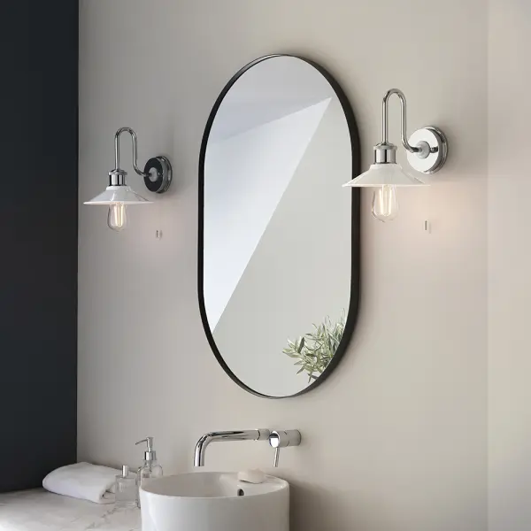 Maris Wall Light in Chrome