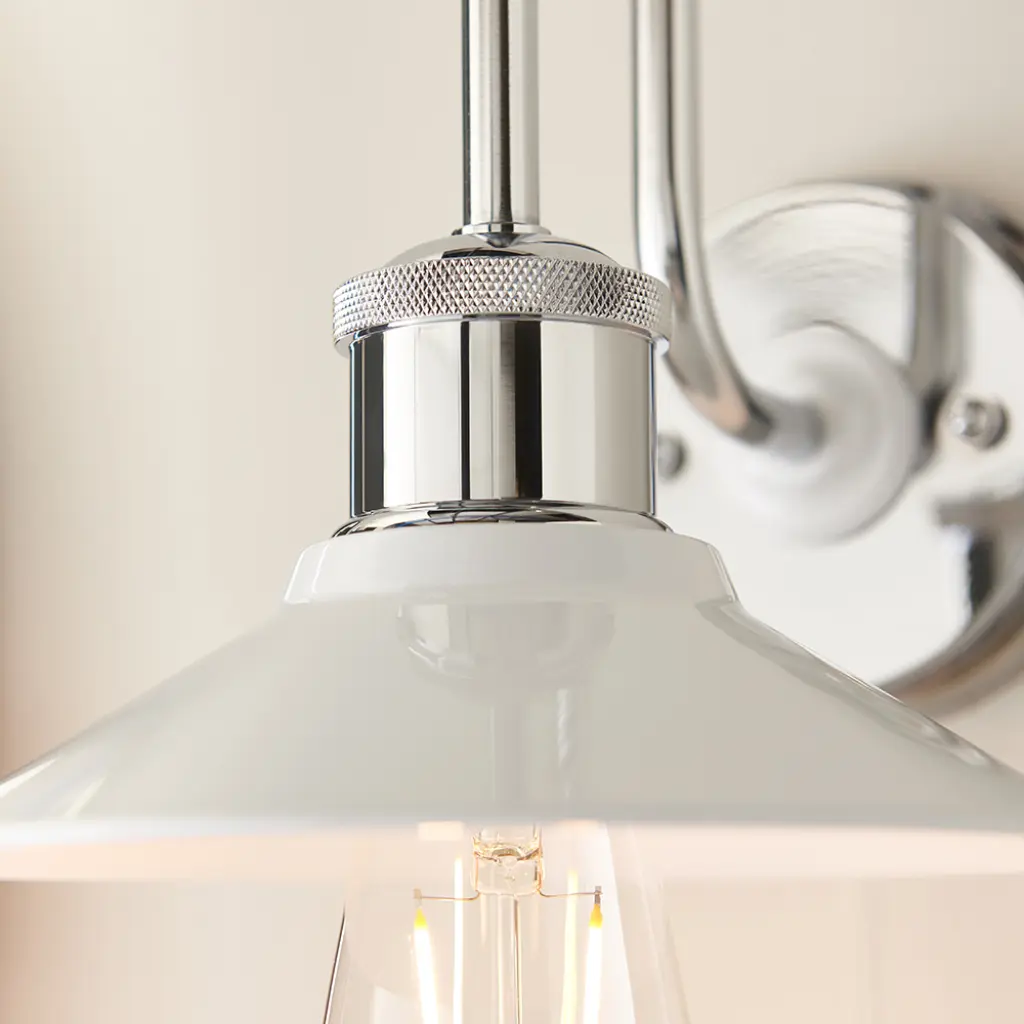 Maris Wall Light in Chrome
